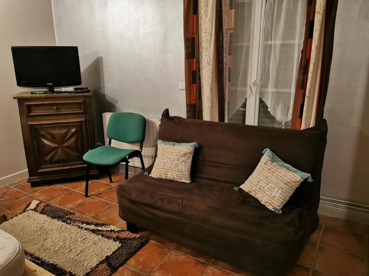 Petit Havre De Tranquillite Appartement Loudun Buitenkant foto