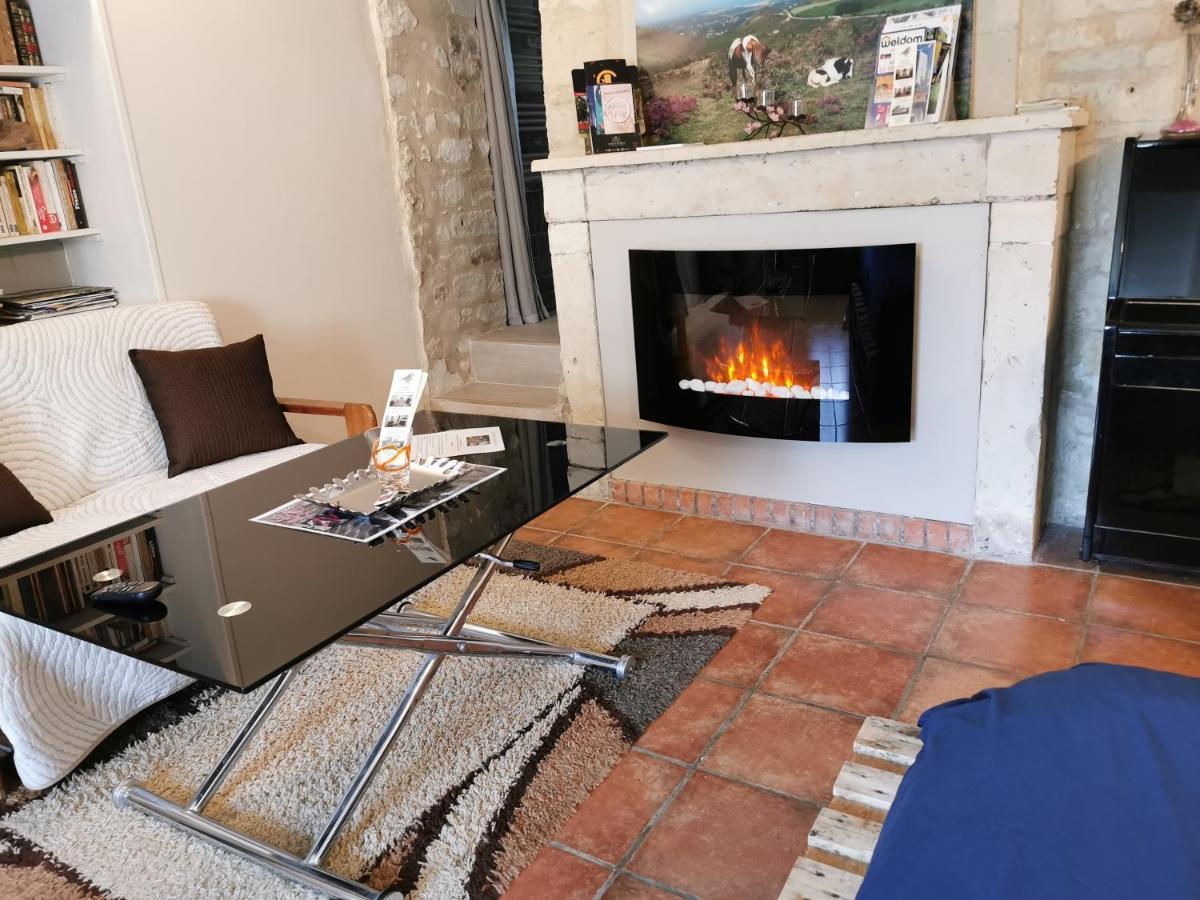 Petit Havre De Tranquillite Appartement Loudun Buitenkant foto