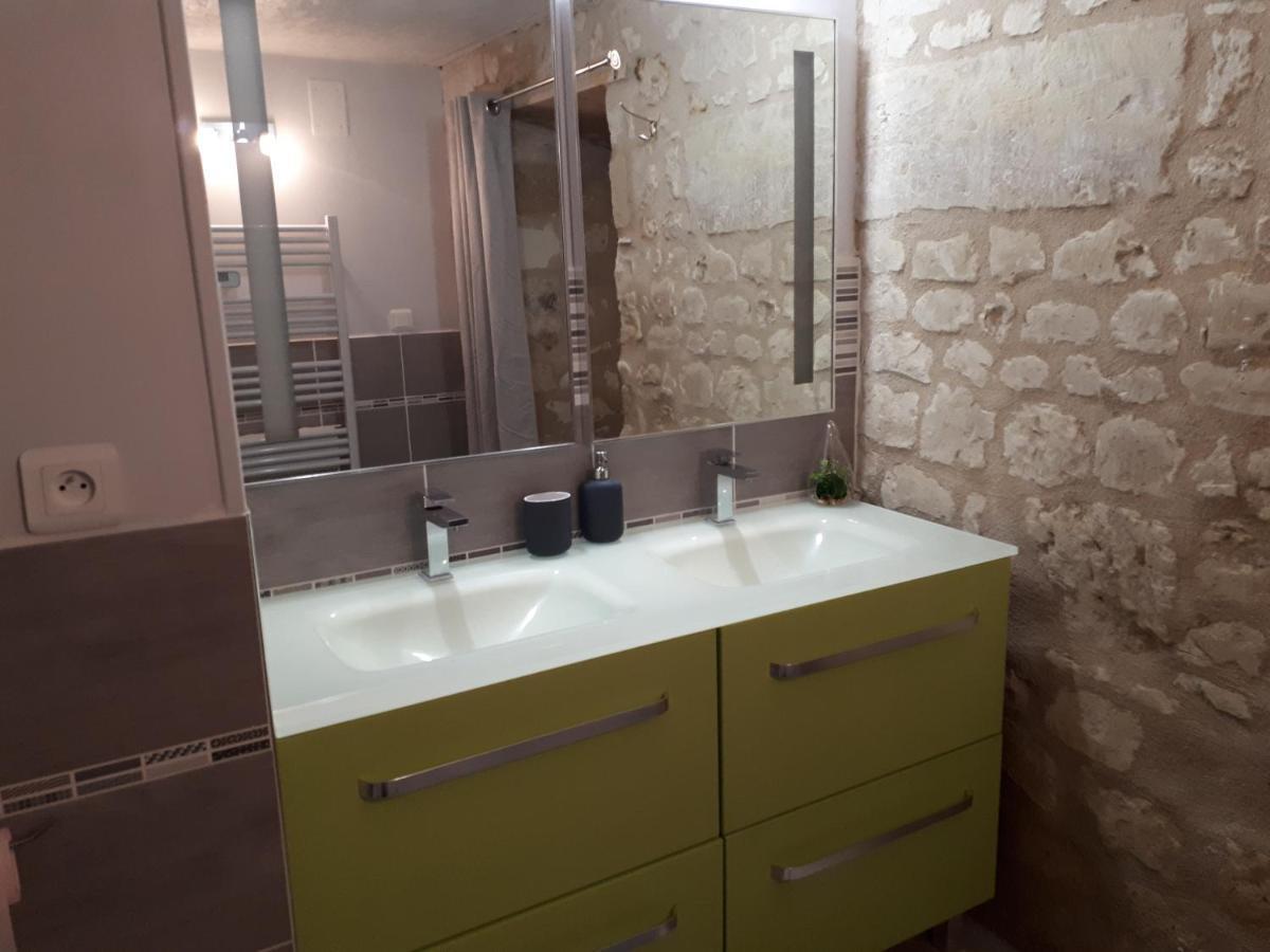 Petit Havre De Tranquillite Appartement Loudun Buitenkant foto